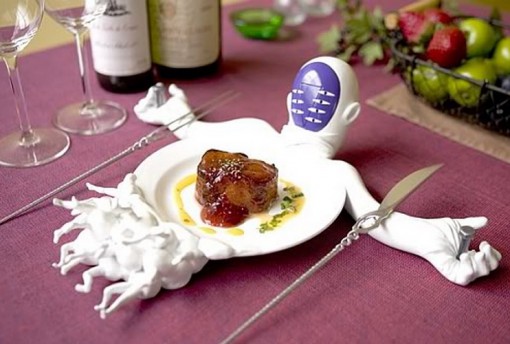 Top 10 Unusual Dinner Plates and Serving Dishes