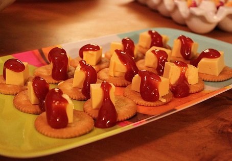 ketchup and Cheese Ritz Snack Bites