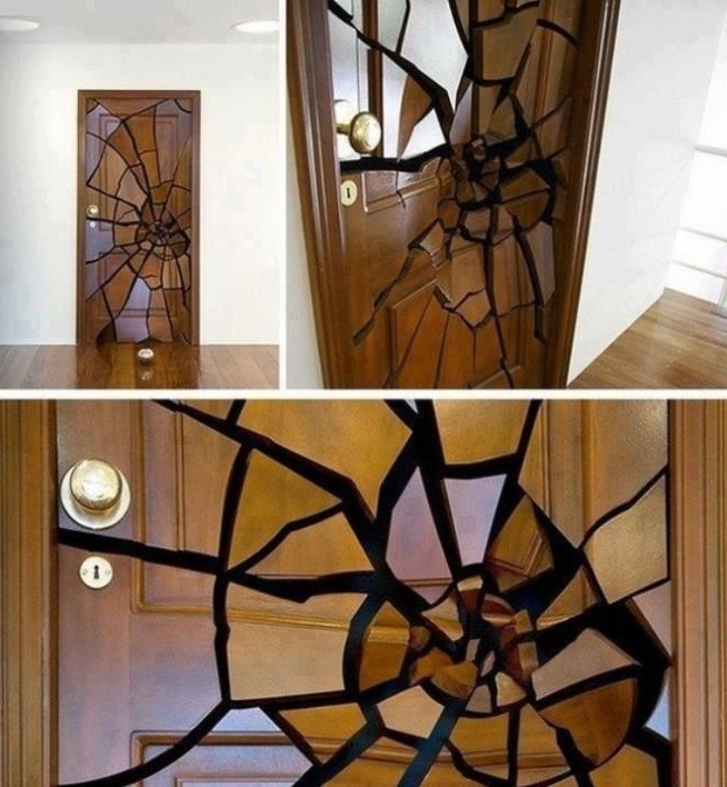 Top 10 Strange and Unusual Doors