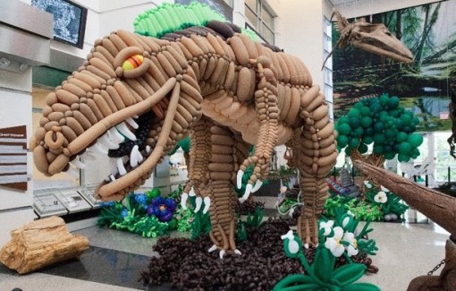 Top 10 Works Of Art Recreated With Balloons