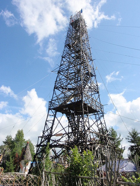 Hiiumaa Eiffel Tower, Reigi