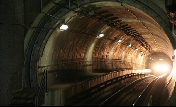 The Top 10 Longest Tunnels in the UK and Where to Find Them