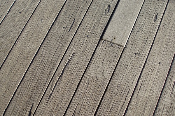 Keep your Decking, Pool or Patios free from debris