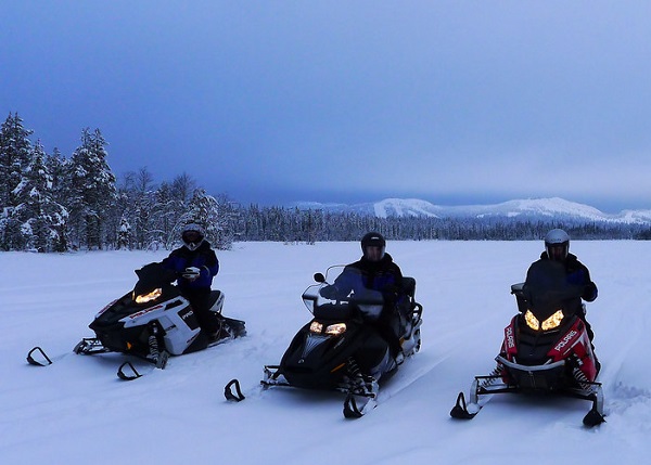 Reasons to Visit Lapland in 2020 - Snowmobiles