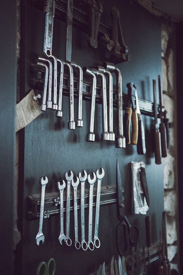 Must-Have Tools in a Workshop