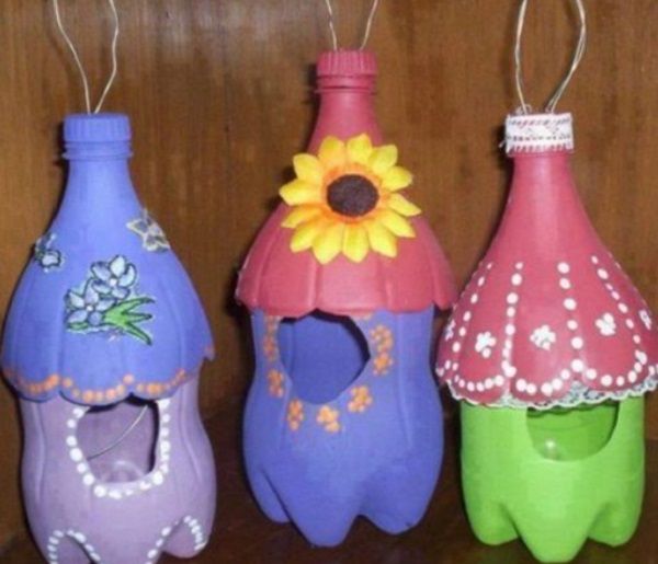 Plastic Drink Bottles Used to Make a Birdhouse