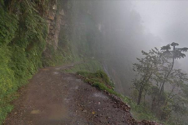 North Yungas Road, Bolivia - 5,000+ Lives Lost