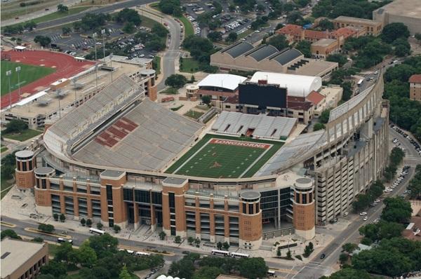 Royal Texas Memorial Stadium, USA